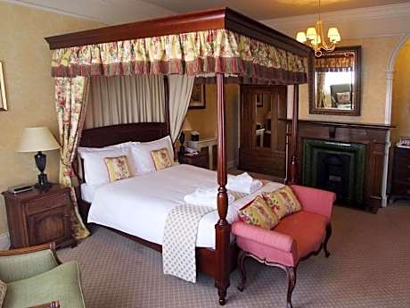 Double Room with Four Poster Bed