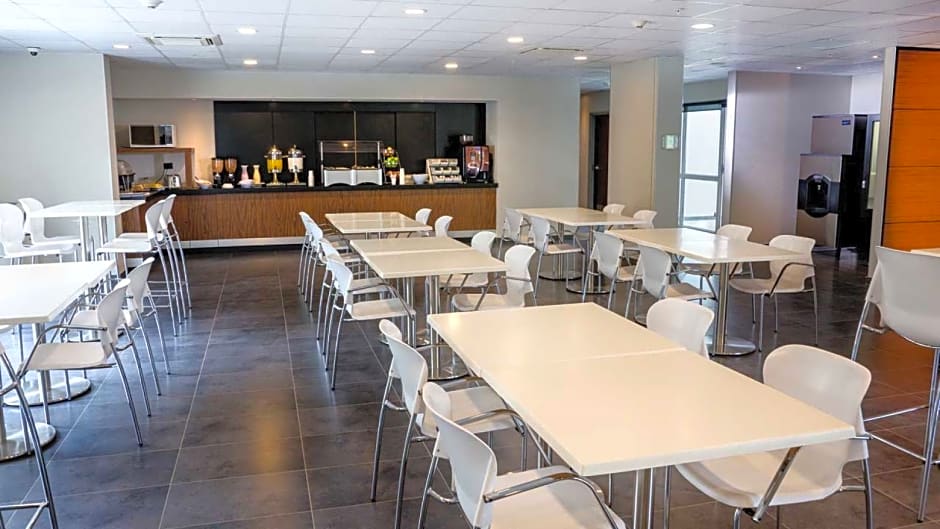 City Express Plus by Marriott Cali