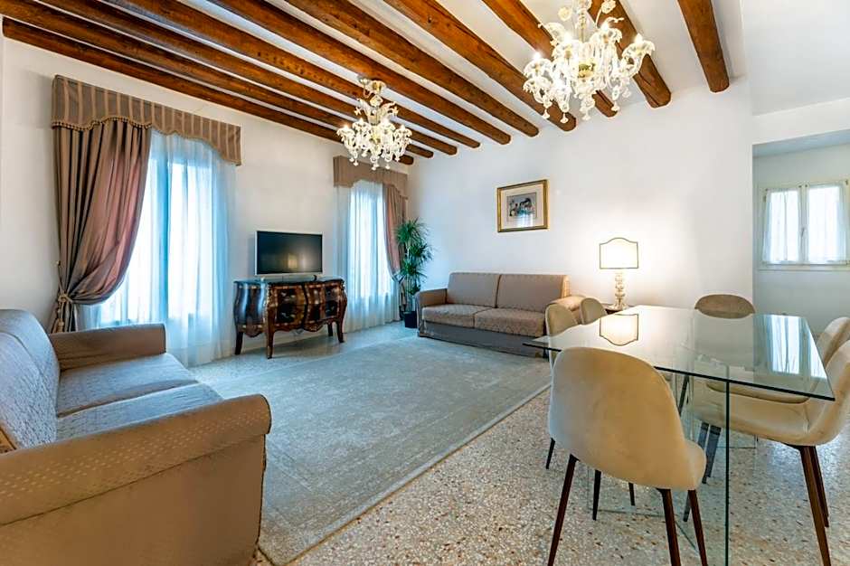 San Teodoro Palace - Luxury Apartments