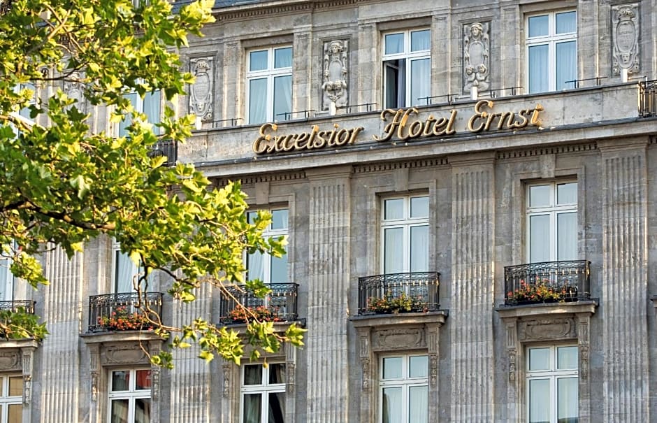 Excelsior Hotel Ernst