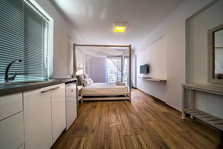 Porto Kalamaki Hotel