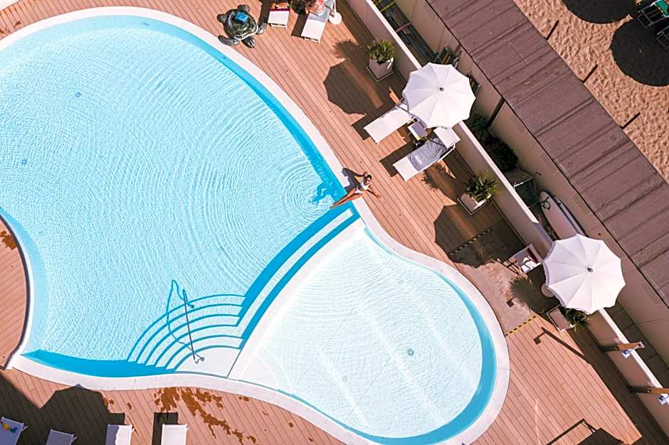 Nautilus Family Hotel