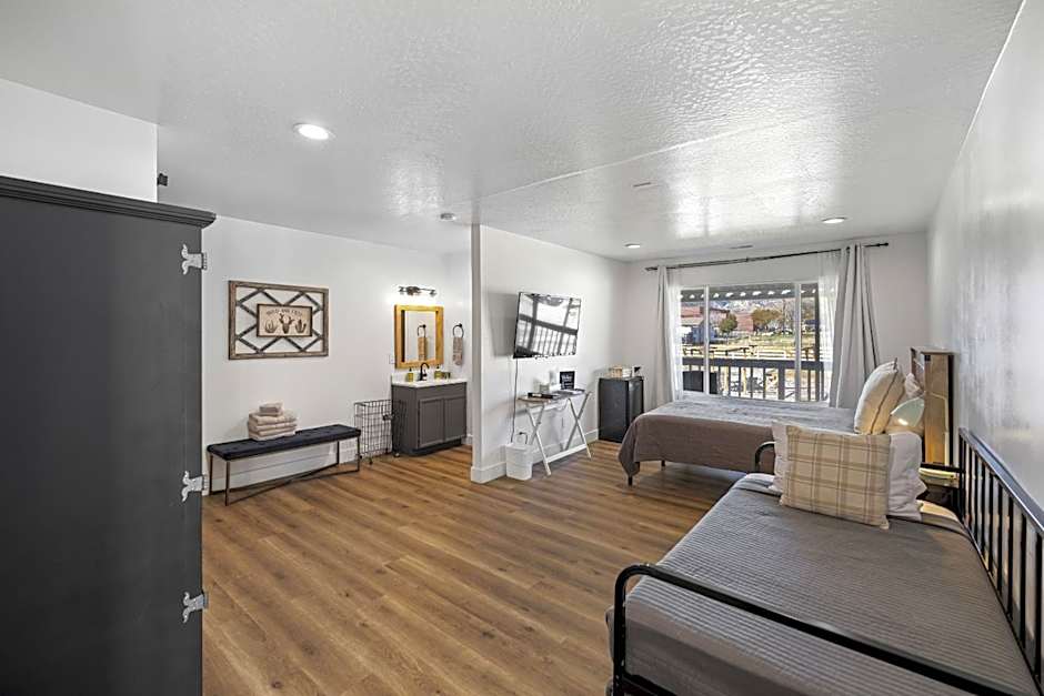 Happy Trails Bed and Breakfast