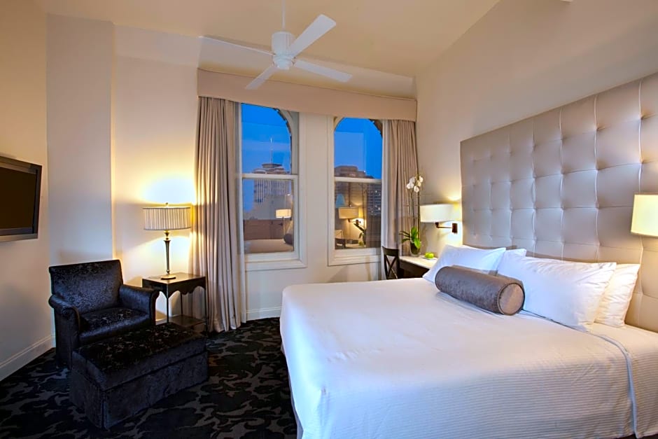 International House Hotel