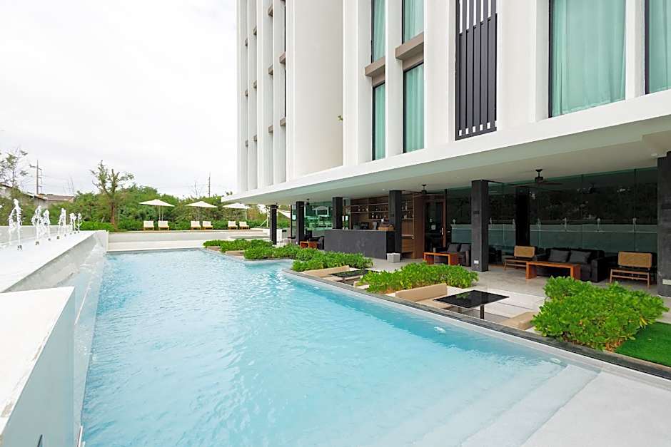 GOOD Nakhonsawan Hotel