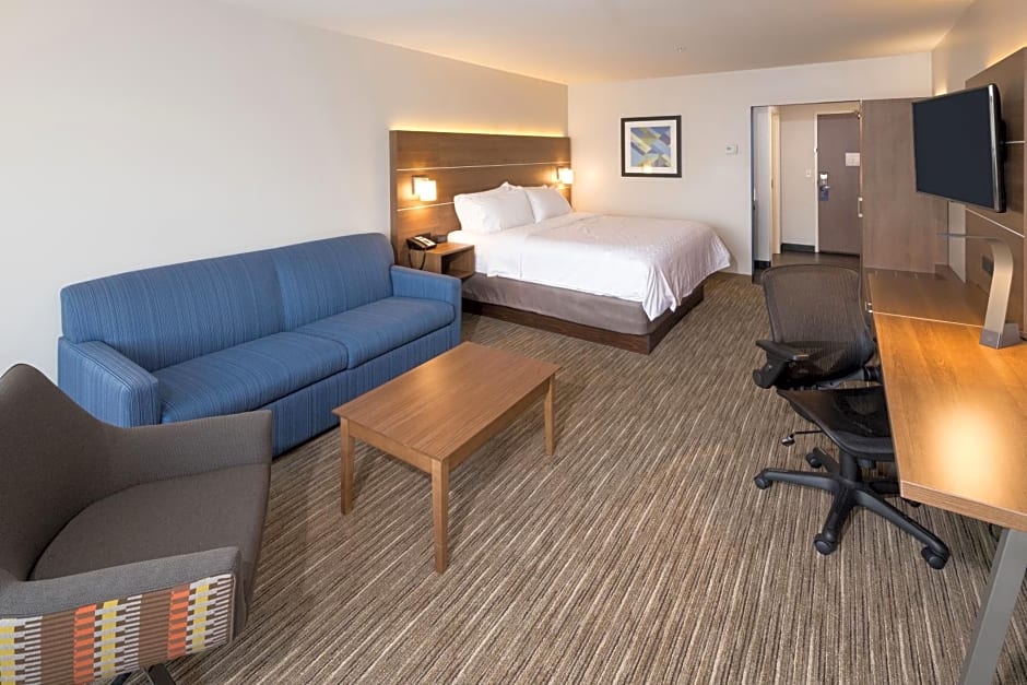 Holiday Inn Express and Suites Kalamazoo West