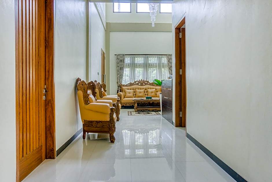 RedDoorz @ Jakal Atas KM 10