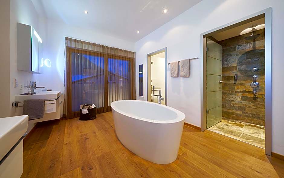 Grischuna Mountain Lodge