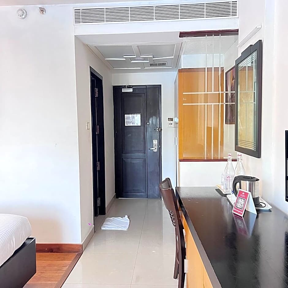 The Mercy Luxury Business Hotel