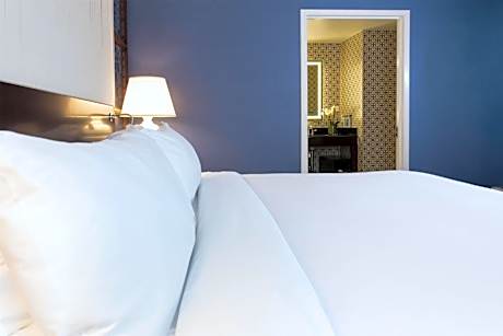 King Bed with Sleeper Sofa