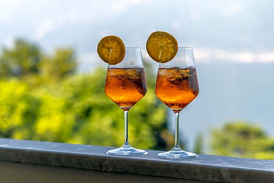 Hotel Meandro - Lake View