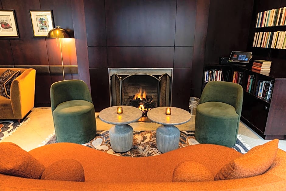 Library Hotel
