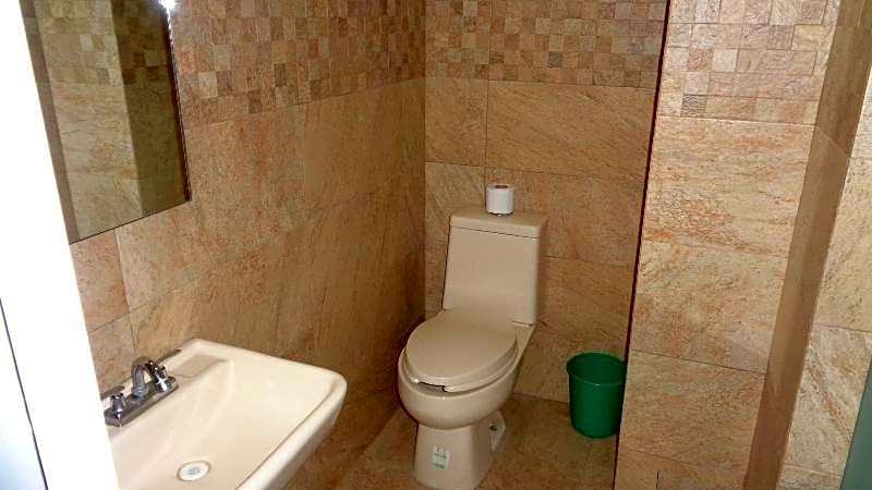 Hotel Aquario CDMX - Central del Norte
