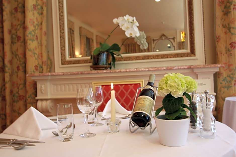 Golf Hotel René Capt