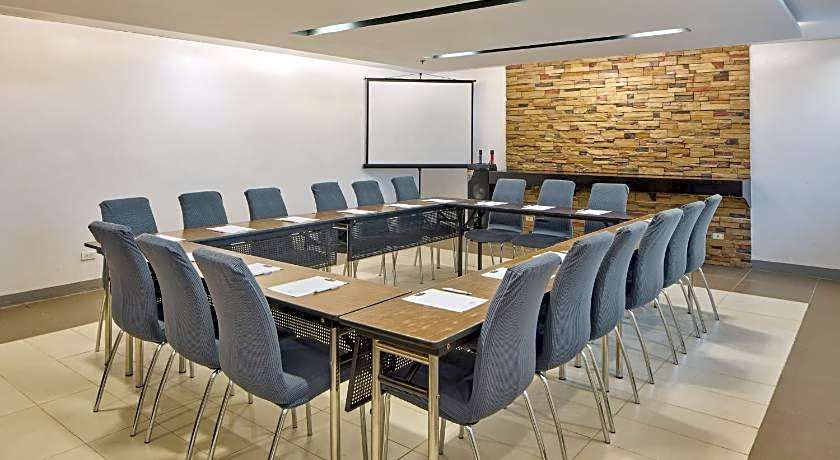 Go Hotels Puerto Princesa