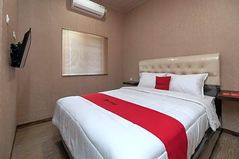 RedDoorz @ Jalan Srikandi Pekanbaru