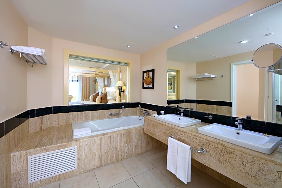 Bahia Principe Luxury Akumal - All Inclusive