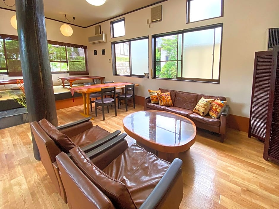 Yufuin Onsen Hasuwa Inn