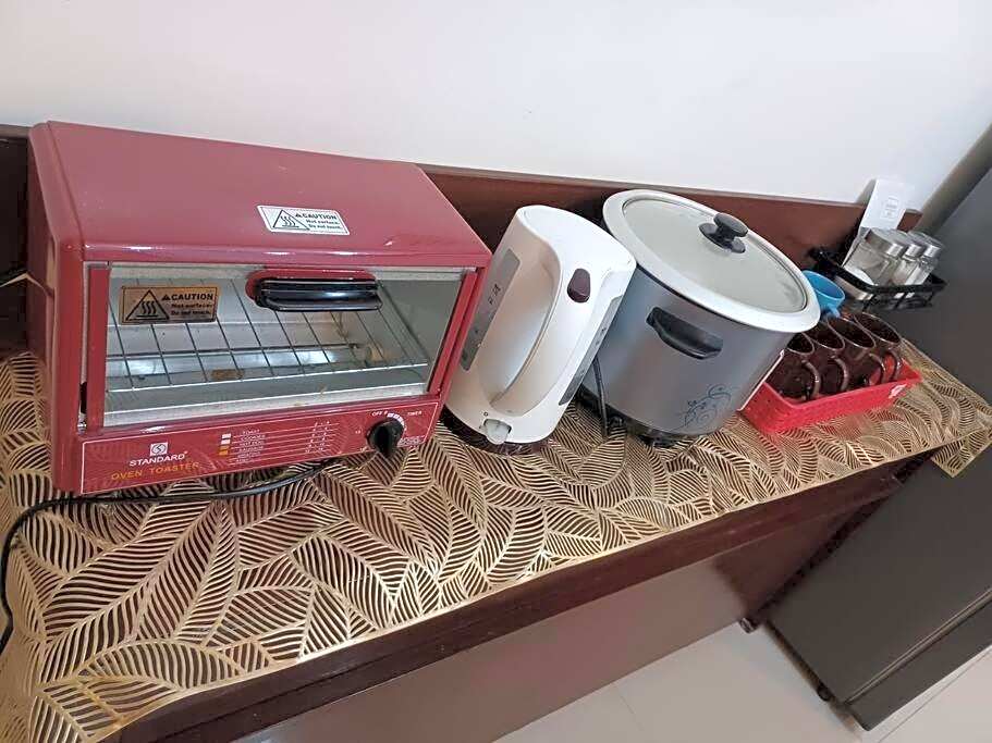 Cebu City Unit2 Spacious 2BR near SM Seaside NuStar Ocean Park Dynamic Herb Anjo