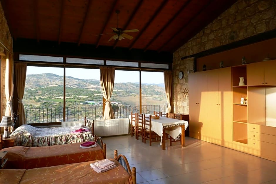 Studio with view in Polis area