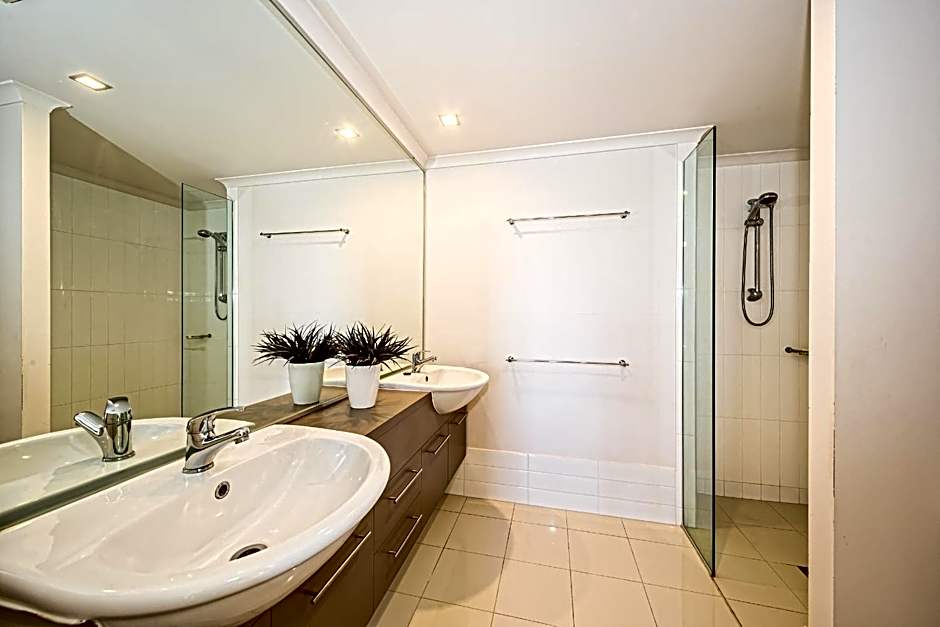 On the Bay Apartments