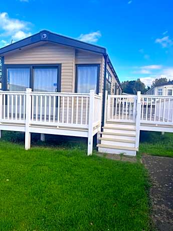 Coastal Caravan Seton Sands