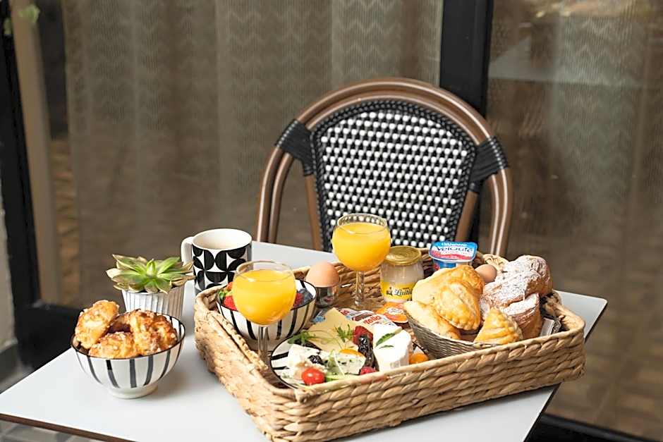 Hotel Du Mont Dore Batignolles