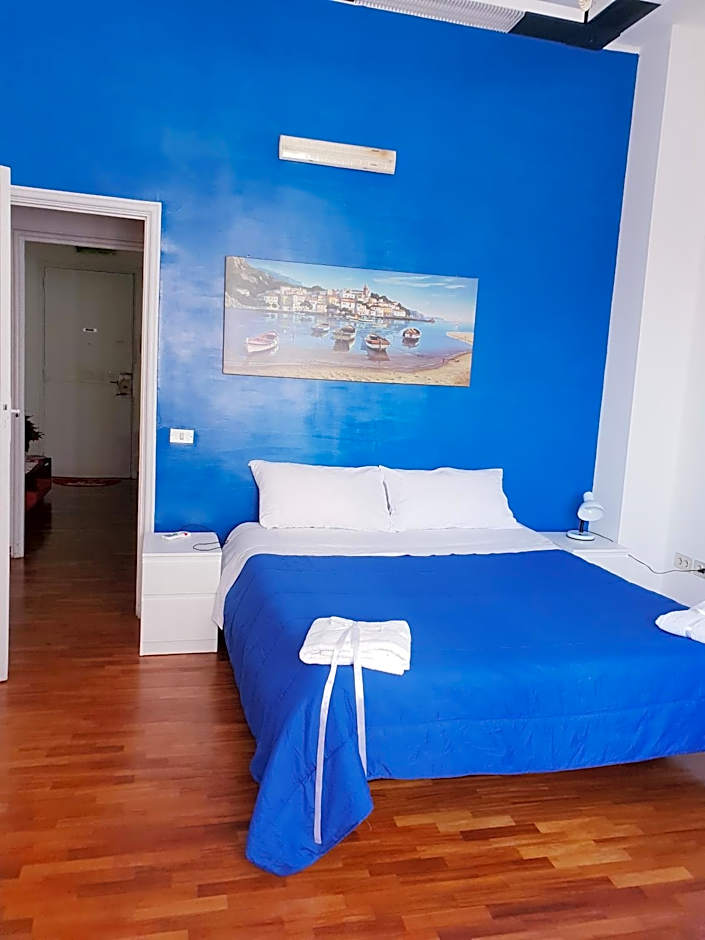 Blue Crystal NAPOLI ROOMS