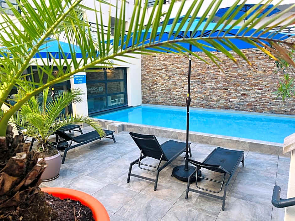 Lagrange Vacances Les Patios Eugénie