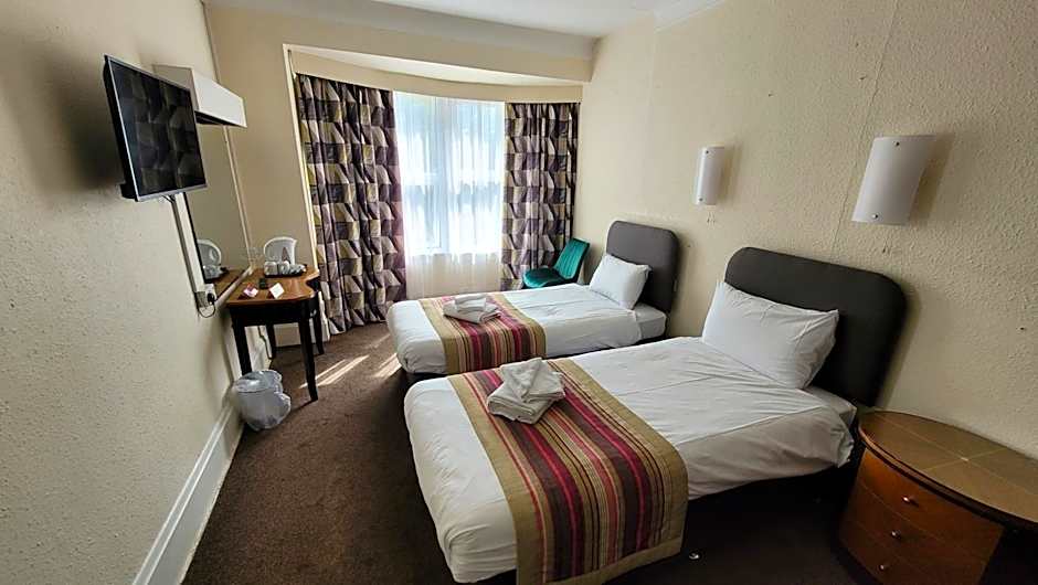 Heathlands Hotel