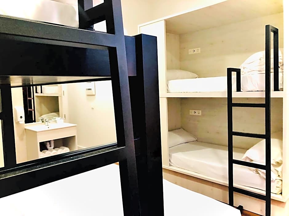 Quartier Leon Hostel Jabalquinto