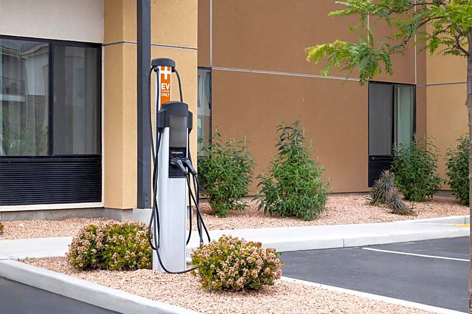 Garner Hotel Page - Lake Powell Area By IHG