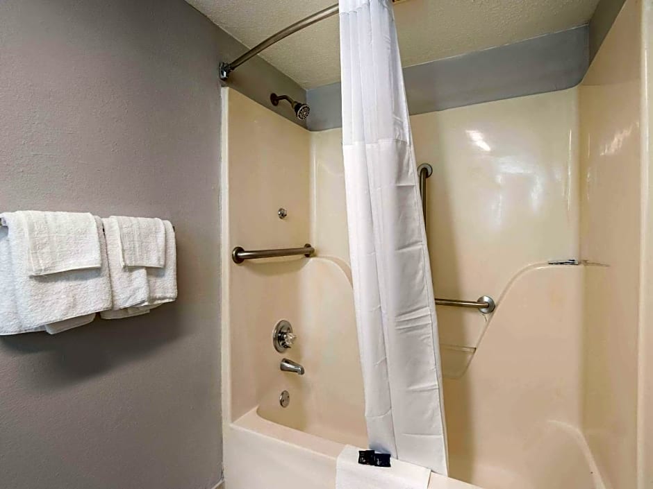 Rodeway Inn