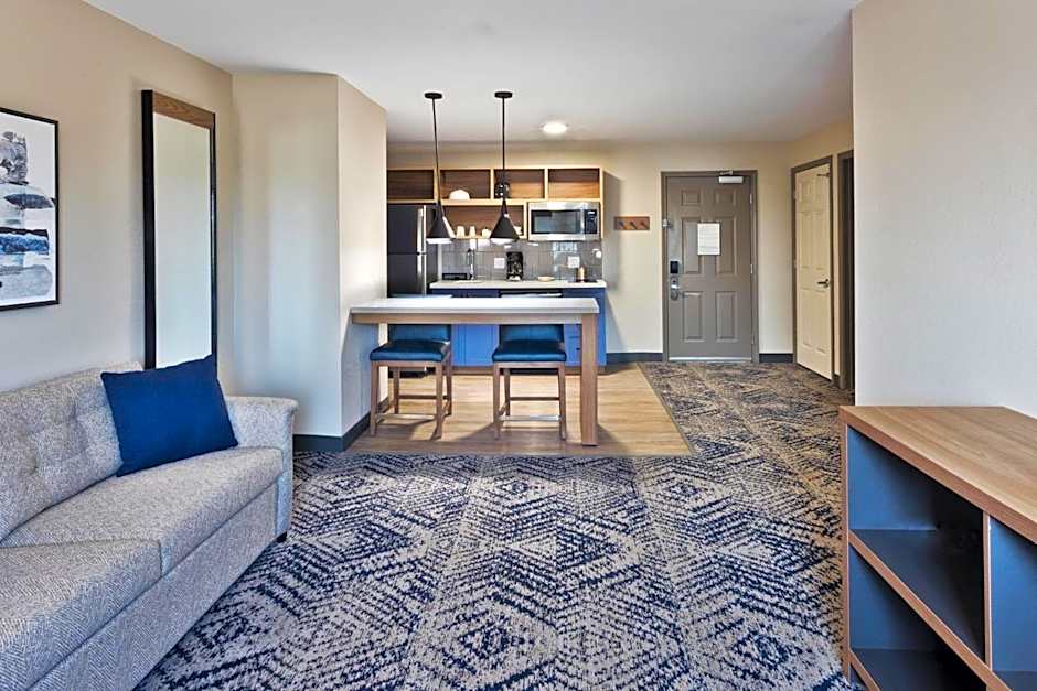 Candlewood Suites Eastchase Park By IHG