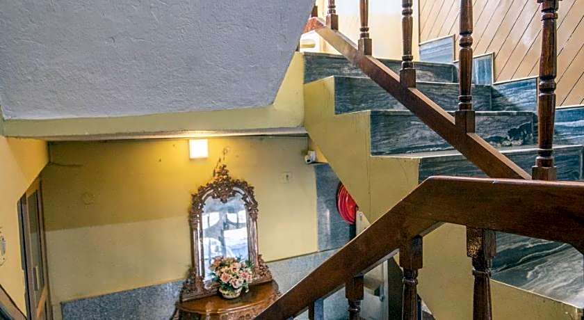 Hotel JC Grand Kodaikanal