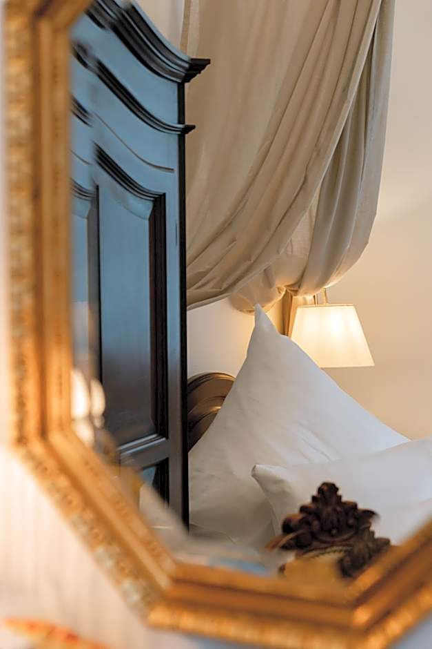 Hotel Weisses Haus