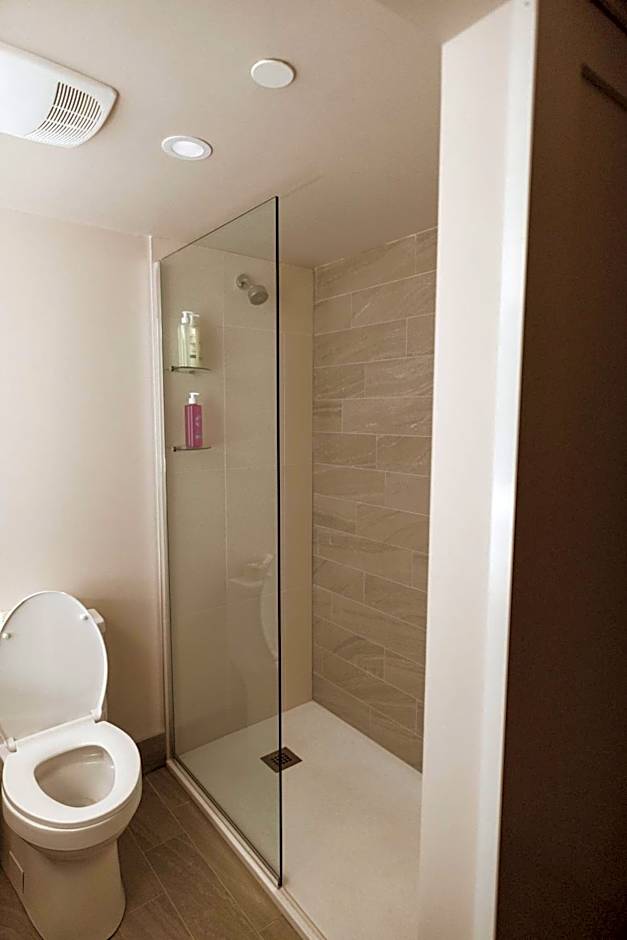 Coast Nisku Inn & Conference Centre