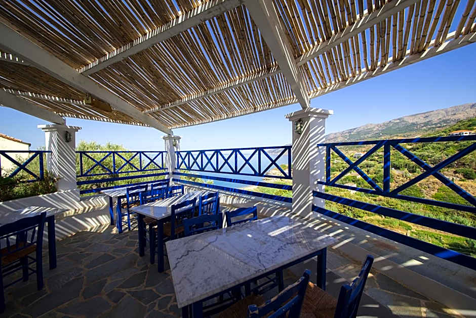 Kerame Studios & Apartments