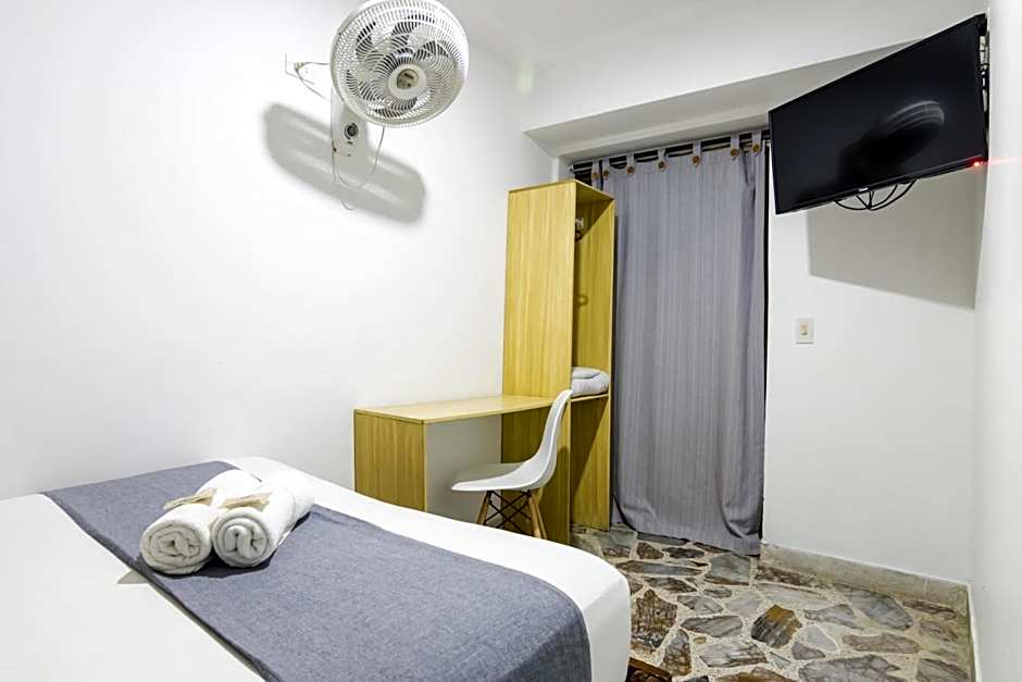 Hotel Balcones de la 70