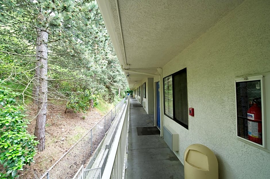 Motel 6-Seattle, WA - Airport