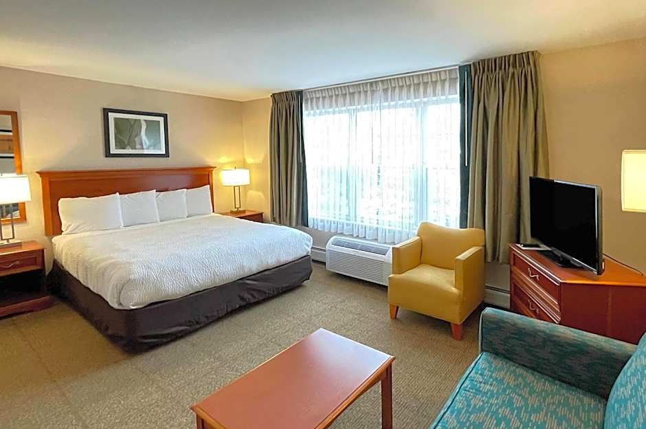 Smart Suites, an Ascend Collection Hotel