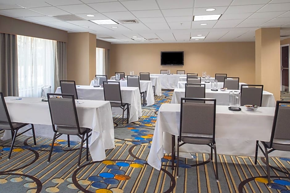 Holiday Inn Express Hotel & Suites West Monroe By IHG