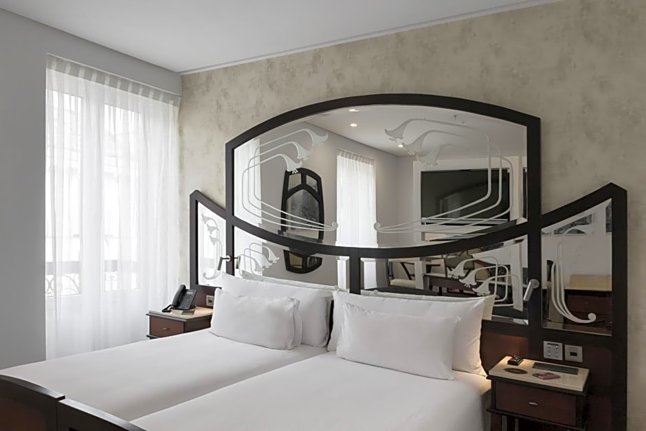 Icon Casona 1900 – Madrid, NC