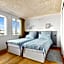 Evi's Home Hotel & Apartments