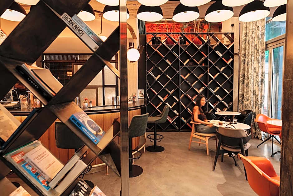 DAVE Red Athens - Son of a Brown