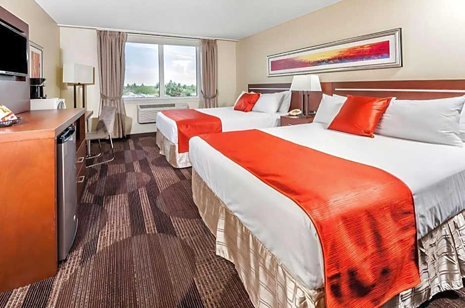 Bedfort Inn & Suites