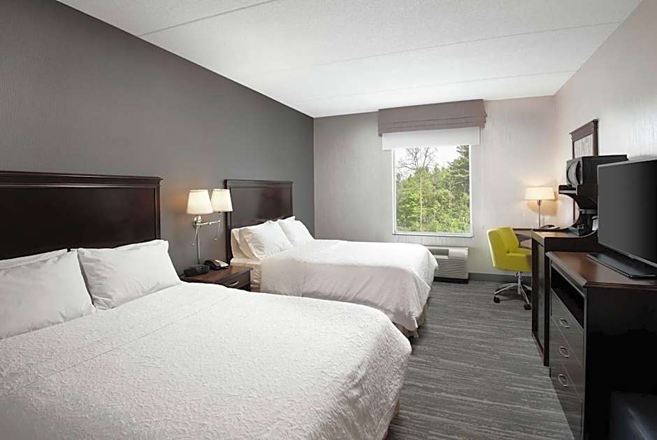 Hampton Inn - Suites by Hilton Barrie Ontario Canada