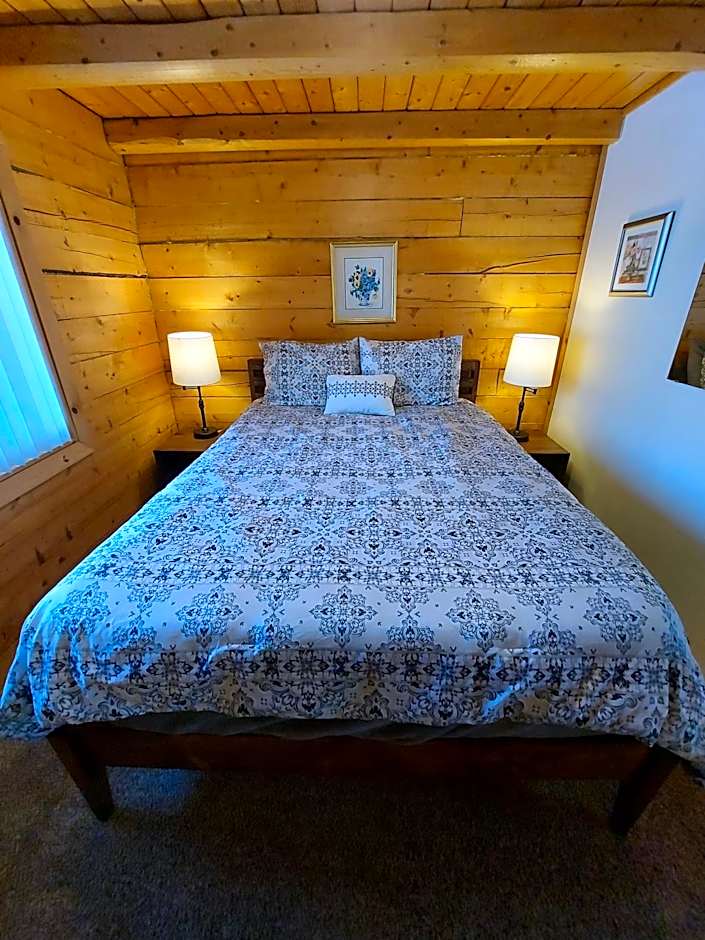 Hatcher Pass Cabins