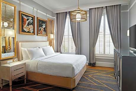 Bellmont Bld 2B2B Suite-, 2 Bedroom Suite, Bedroom 1: 1 King, Bedroom 2: 1 King, Sofa Bed