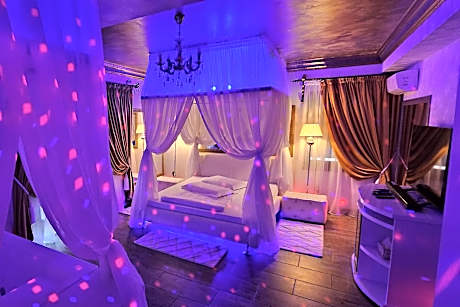 Hotel Boutique Mikaela (Adult Only)